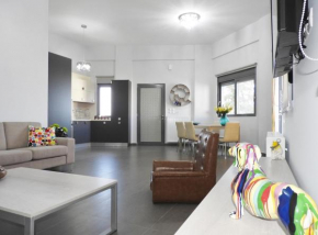 Theania Luxury Apartment
